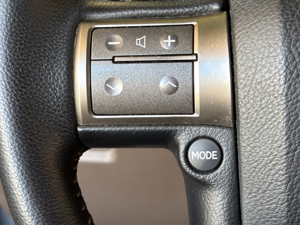 Used 2016 Lexus GX 460 w/ Preferred Accessory Package AWD/4WD image 23