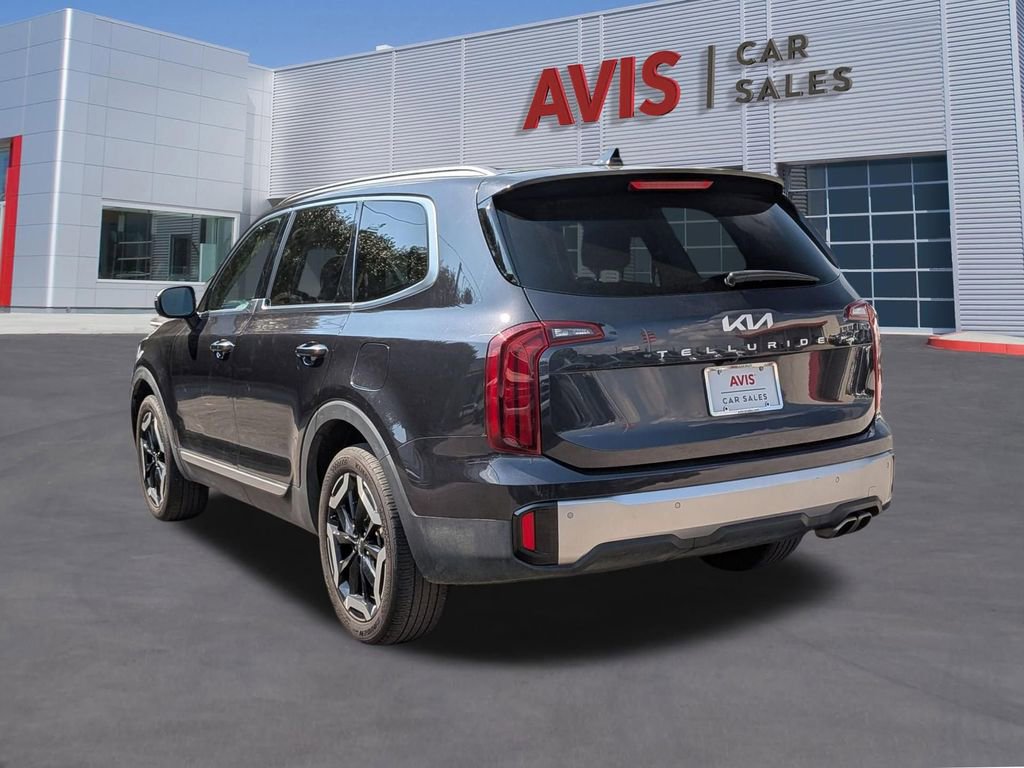 Used 2025 Kia Telluride S image 9