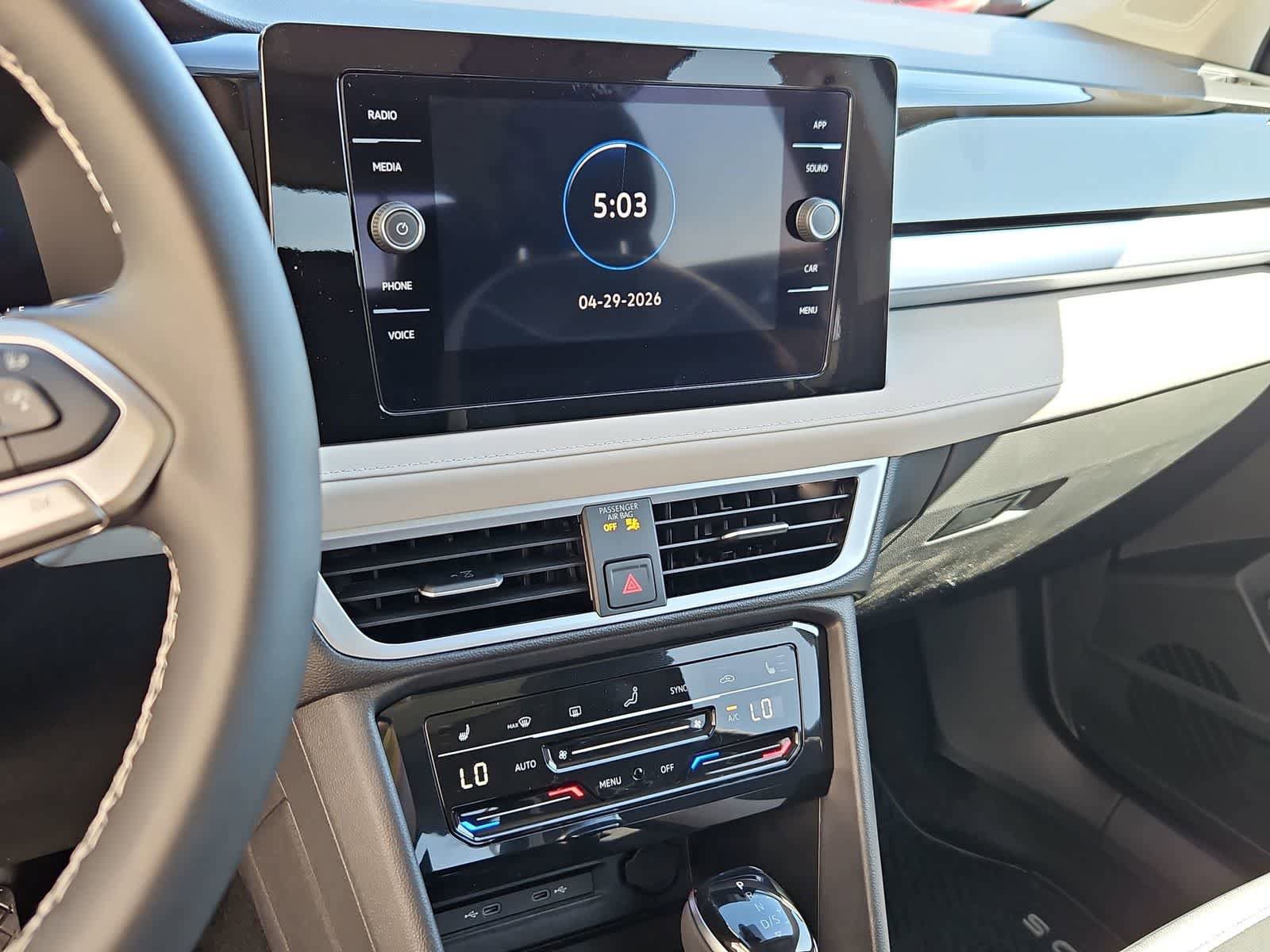 New 2026 Volkswagen Taos SE AWD/4WD image 28