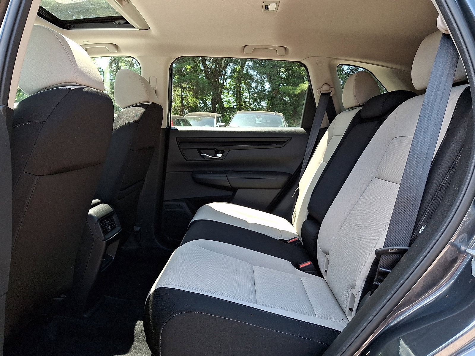 Certified 2024 Honda CR-V EX image 9