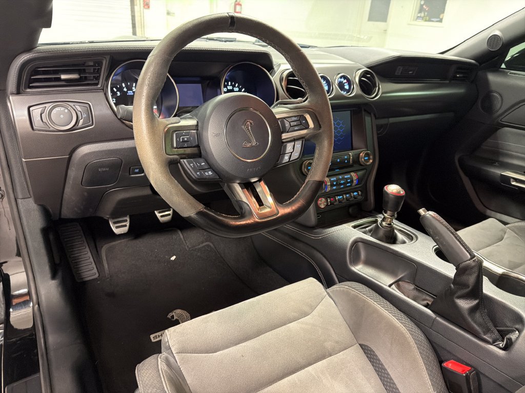 Used 2020 Ford Mustang Shelby GT350 w/ Technology Package RWD image 27
