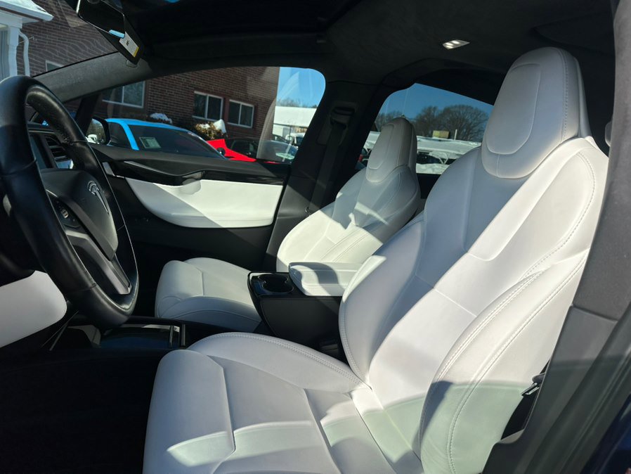 Used 2018 Tesla Model X 75D image 14