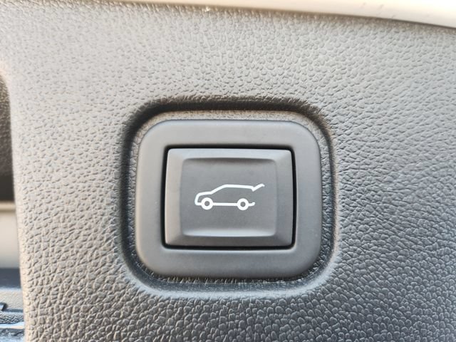 Used 2024 Chevrolet Blazer EV LT AWD/4WD image 32