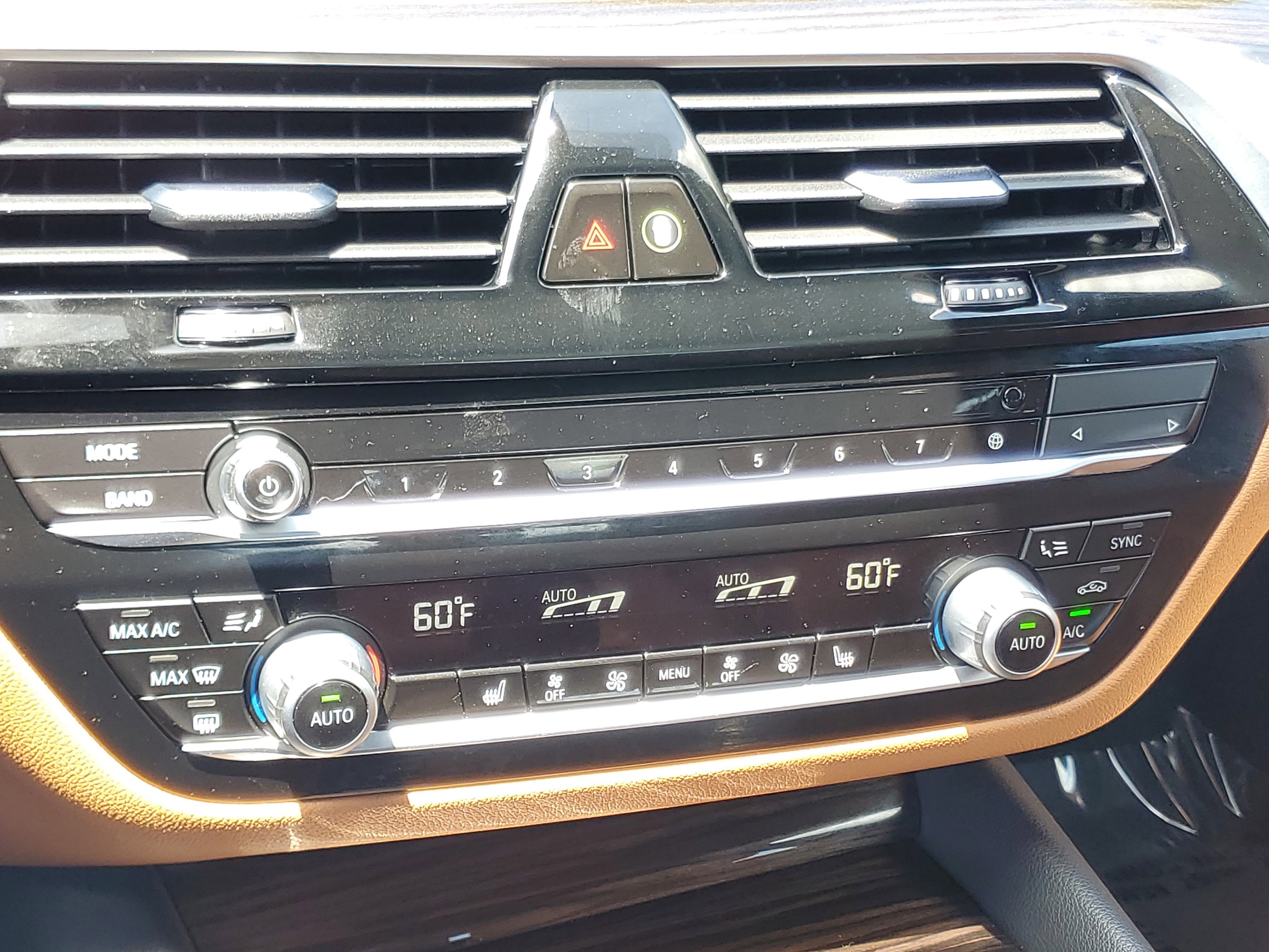 Used 2022 BMW 530i xDrive w/ Convenience Package image 28