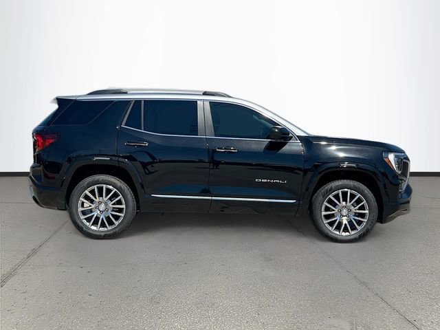 New 2026 GMC Terrain Denali AWD/4WD image 3