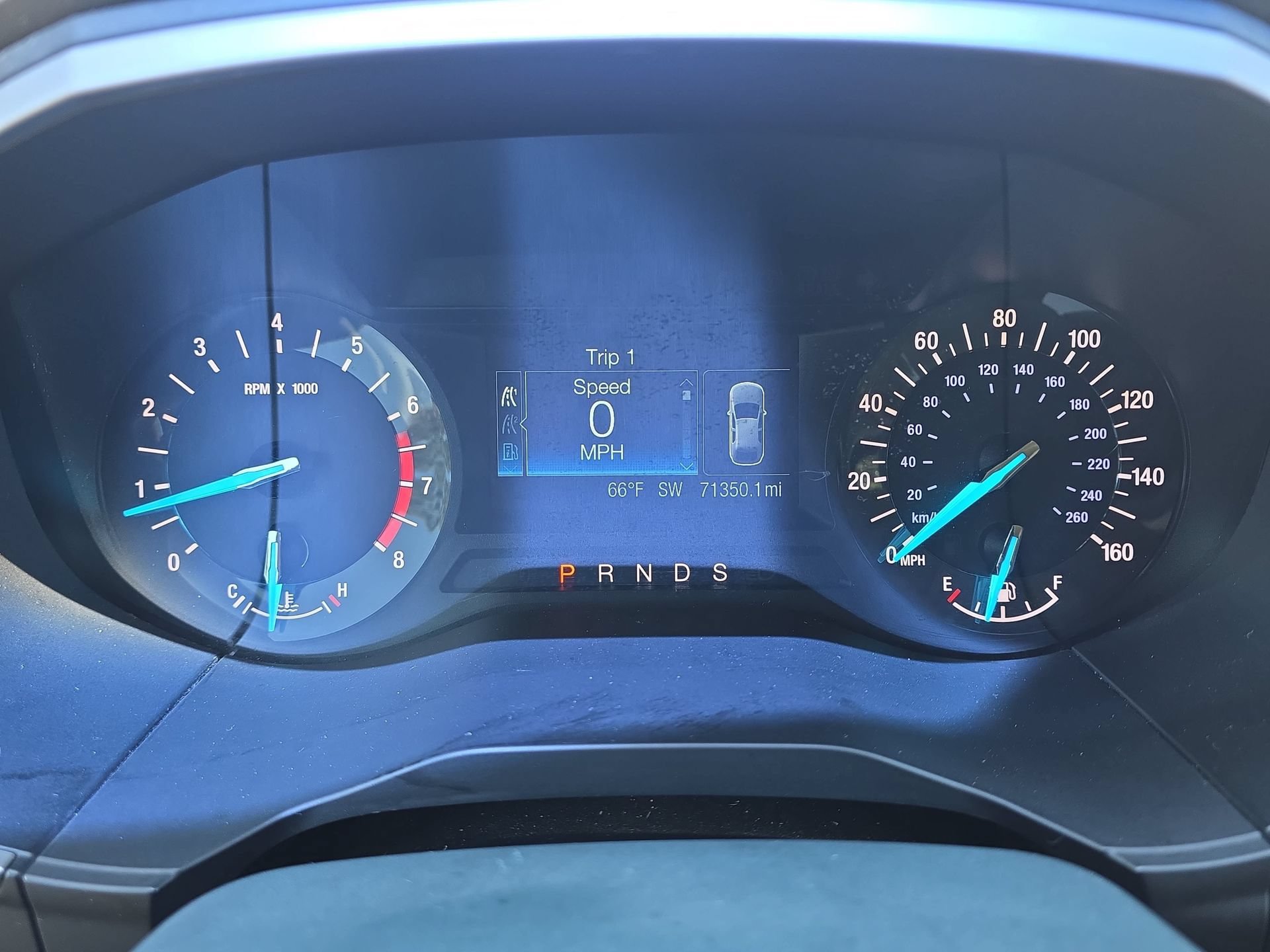 Used 2015 Ford Edge SEL FWD image 18