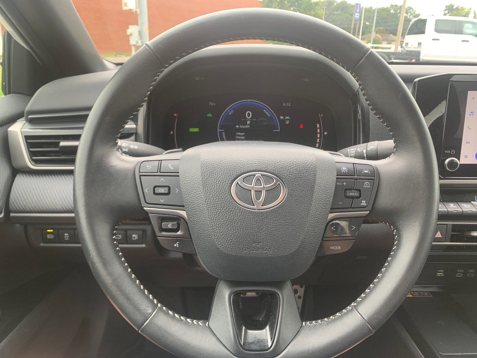 Used 2025 Toyota Camry SE FWD image 27