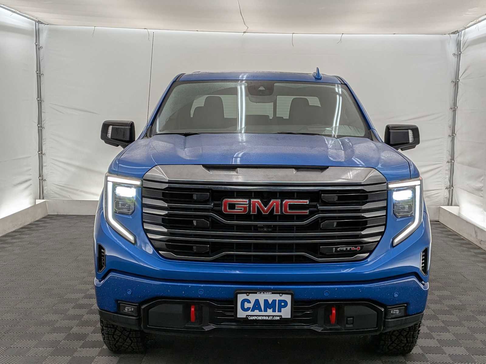 Used 2024 GMC Sierra 1500 AT4 w/ Technology Package image 9