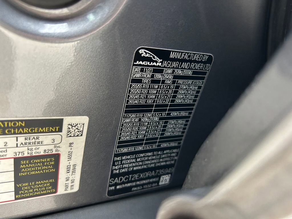 Used 2024 Jaguar F-PACE R-Dynamic S image 10