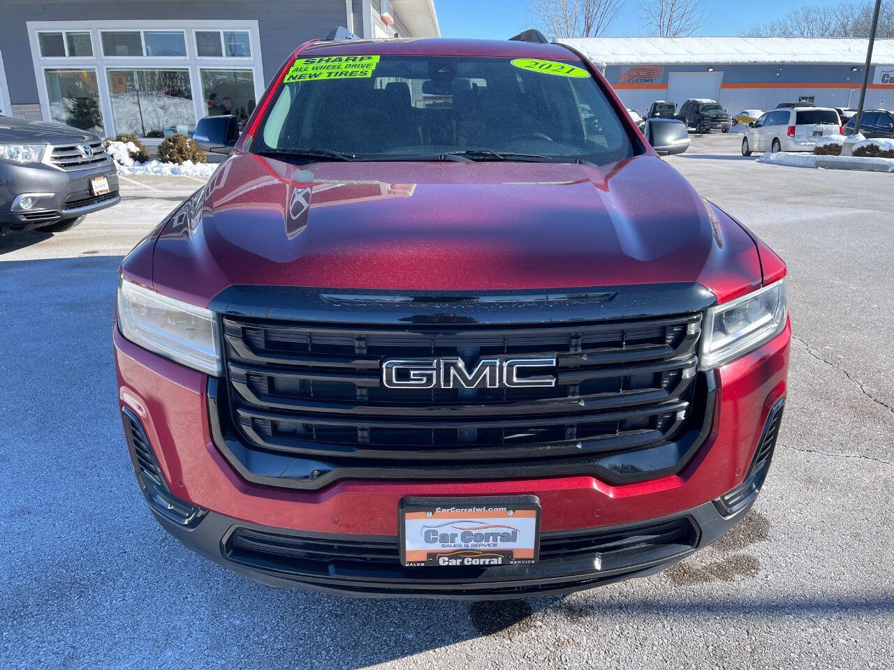 Used 2021 GMC Acadia SLE w/ Driver Convenience Package image 8