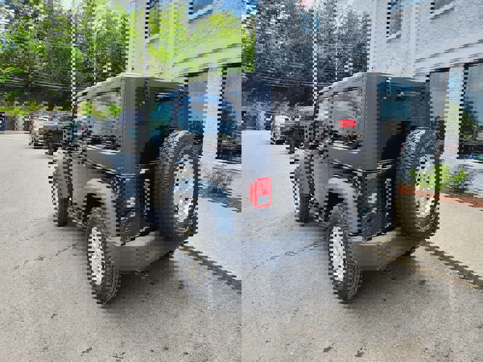 Certified 2016 Jeep Wrangler Sport w/ Quick Order Package 24S AWD/4WD image 3