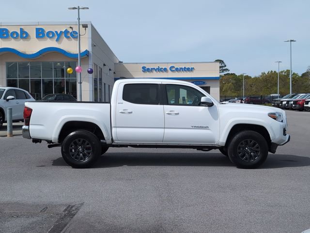 Used 2021 Toyota Tacoma SR5 RWD image 2