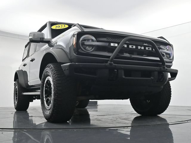 Certified 2023 Ford Bronco Outer Banks w/ Sasquatch Package AWD/4WD image 27