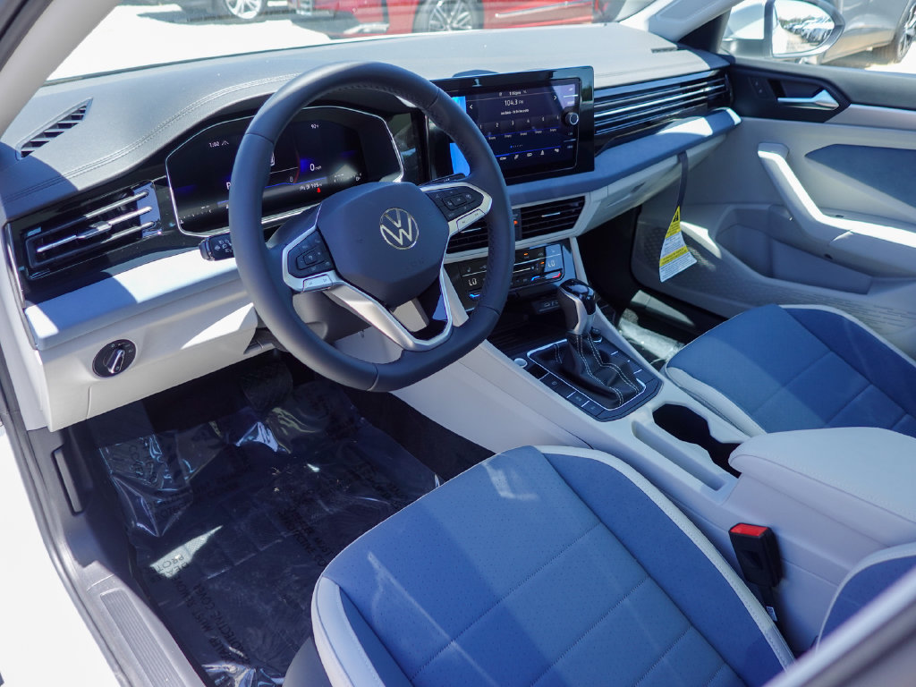 New 2026 Volkswagen Jetta SE FWD image 11