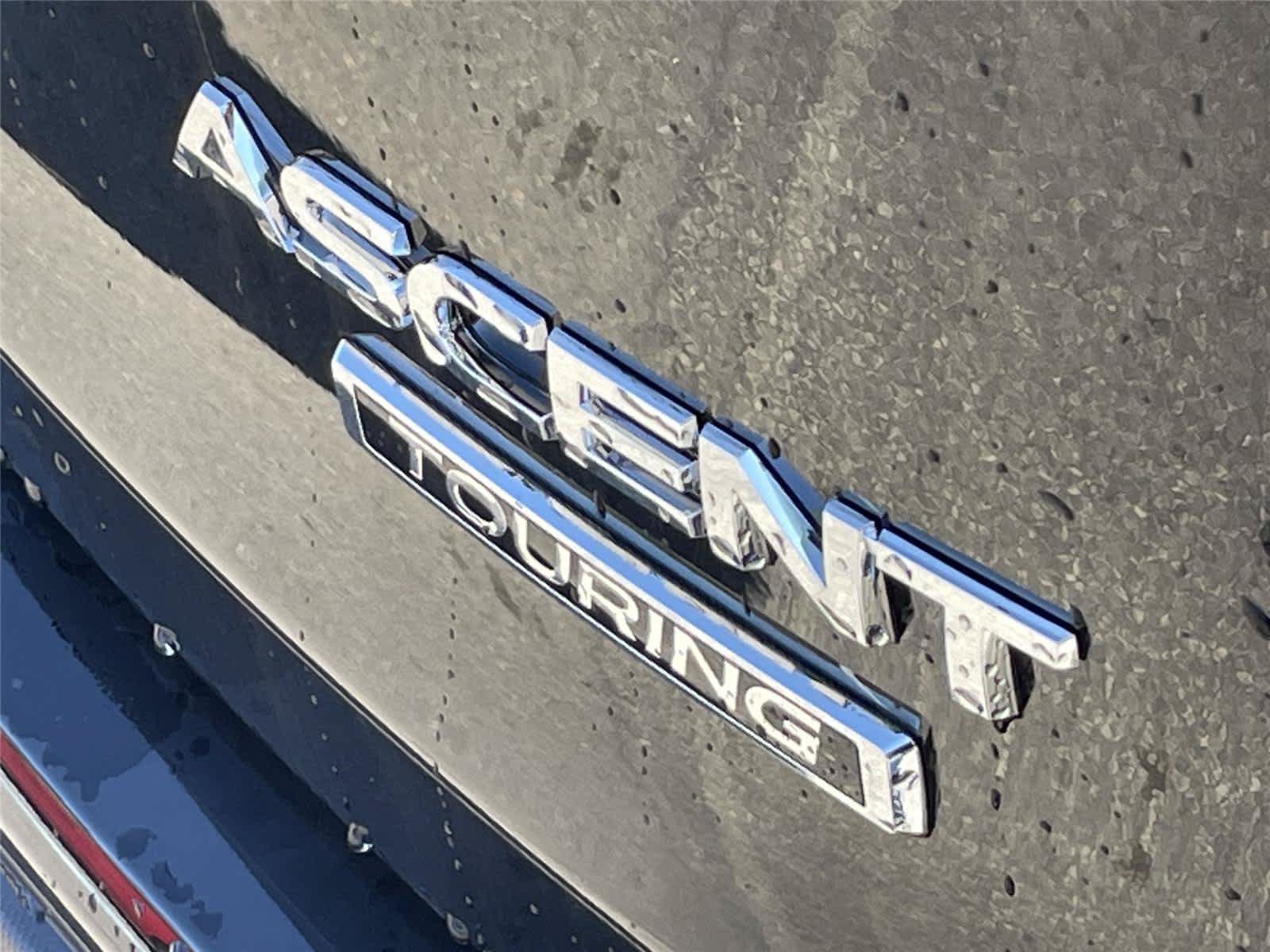 New 2026 Subaru Ascent Touring AWD/4WD image 10