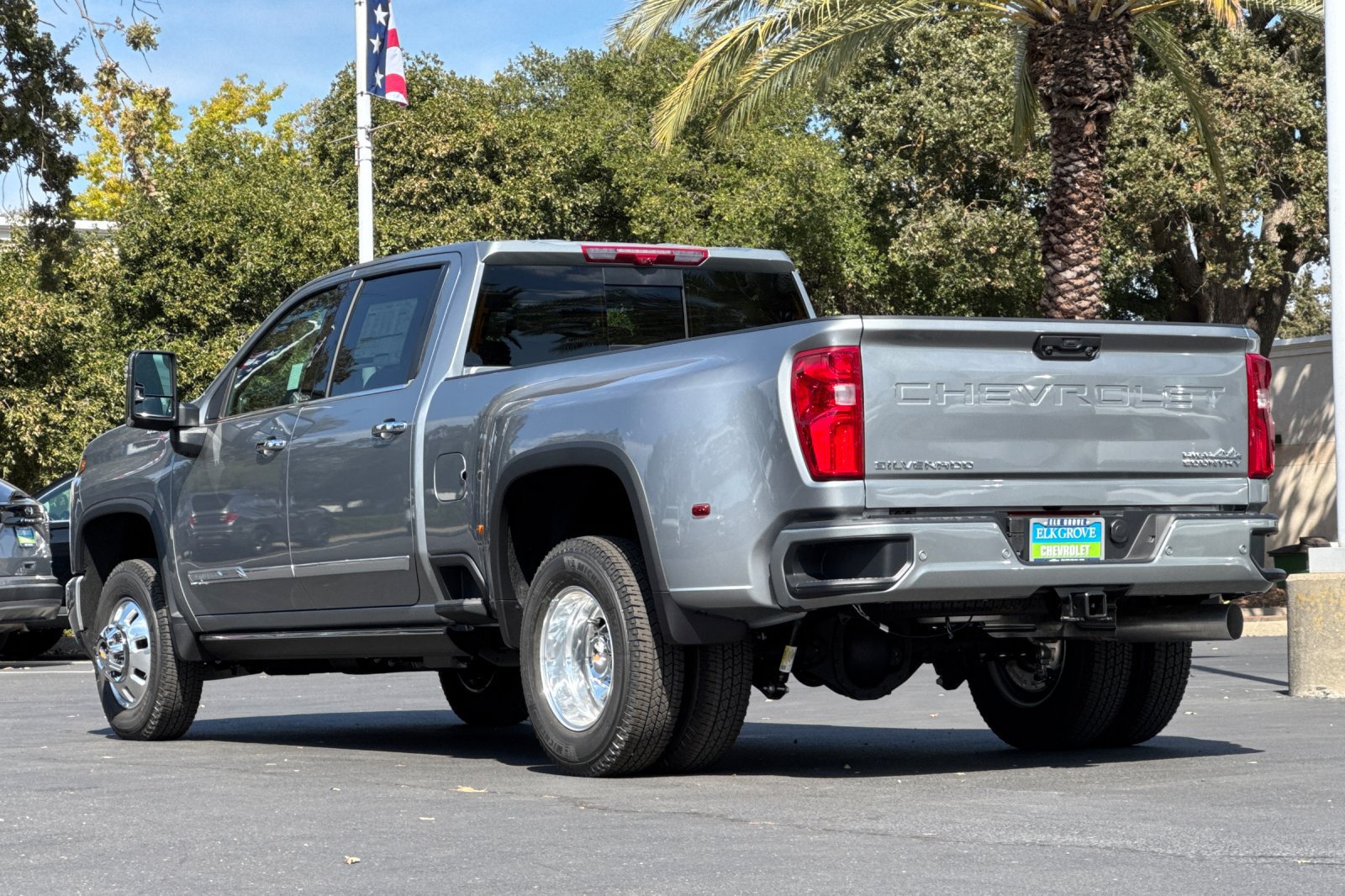 New 2026 Chevrolet Silverado 3500 High Country w/ Technology Package AWD/4WD image 5