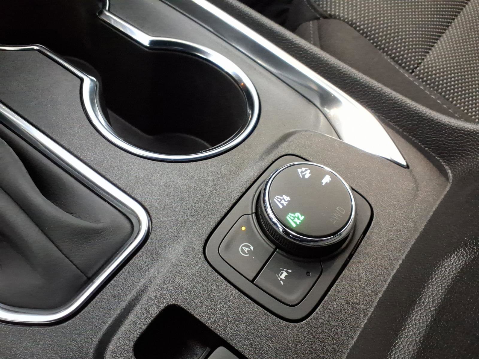 Used 2023 Chevrolet Traverse LT image 21