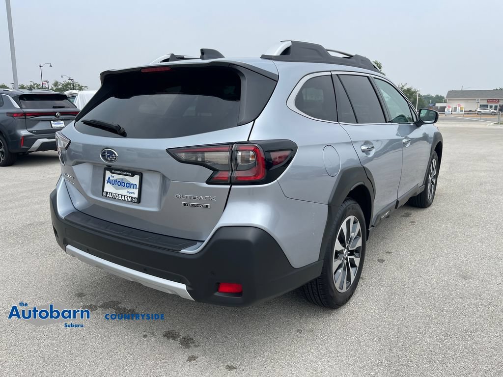 Used 2024 Subaru Outback Touring AWD/4WD image 5