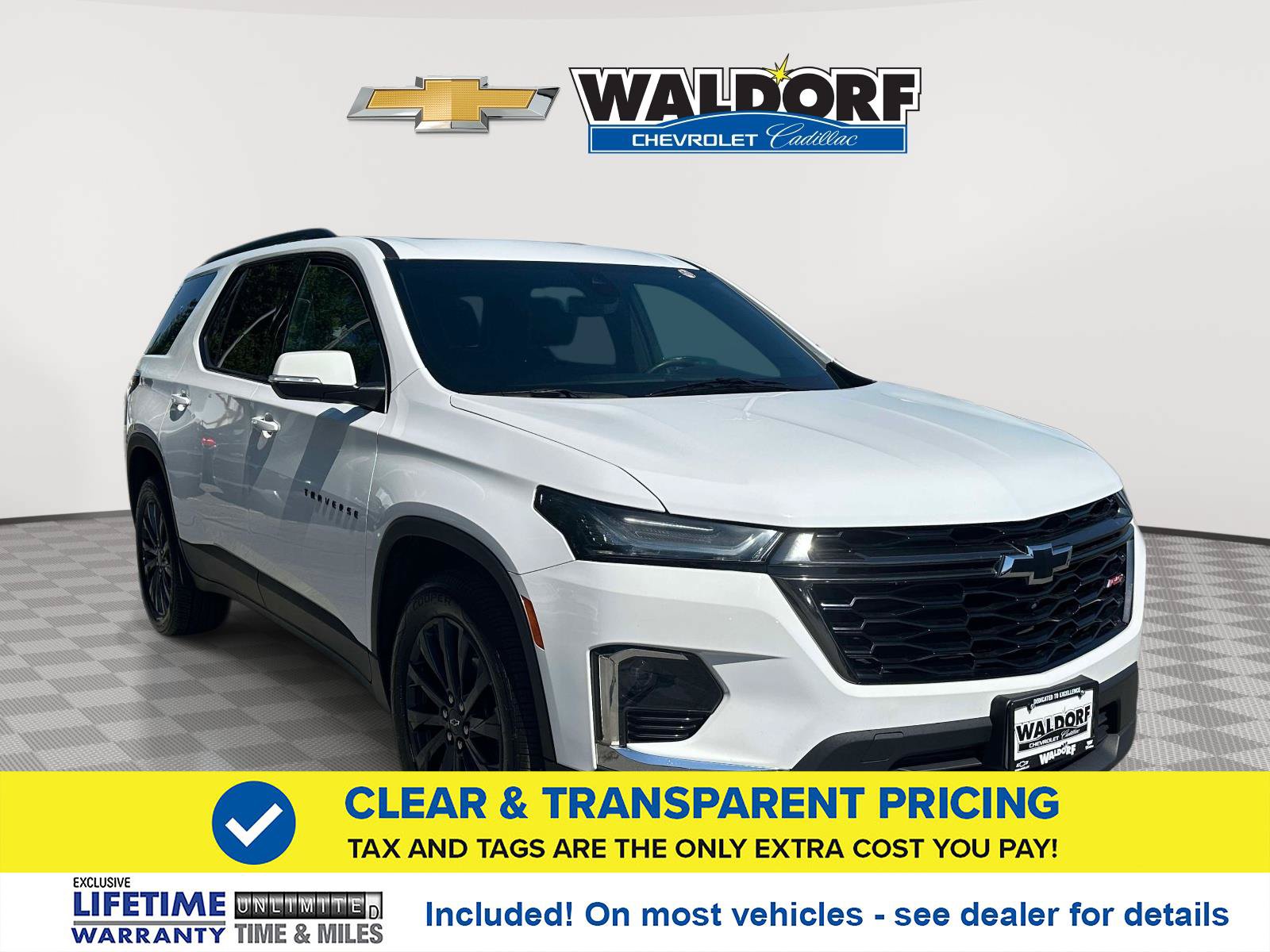 Used 2023 Chevrolet Traverse RS AWD/4WD image 1