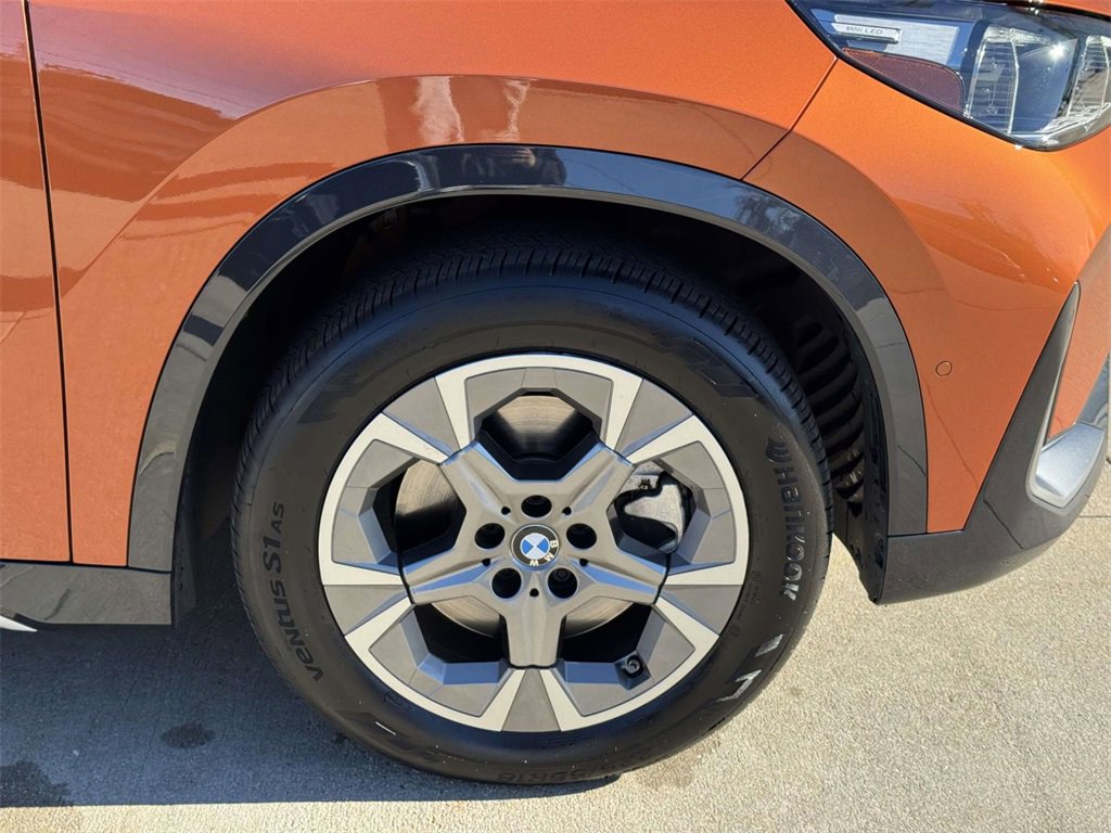 Certified 2025 BMW X1 xDrive28i w/ Convenience Package image 9
