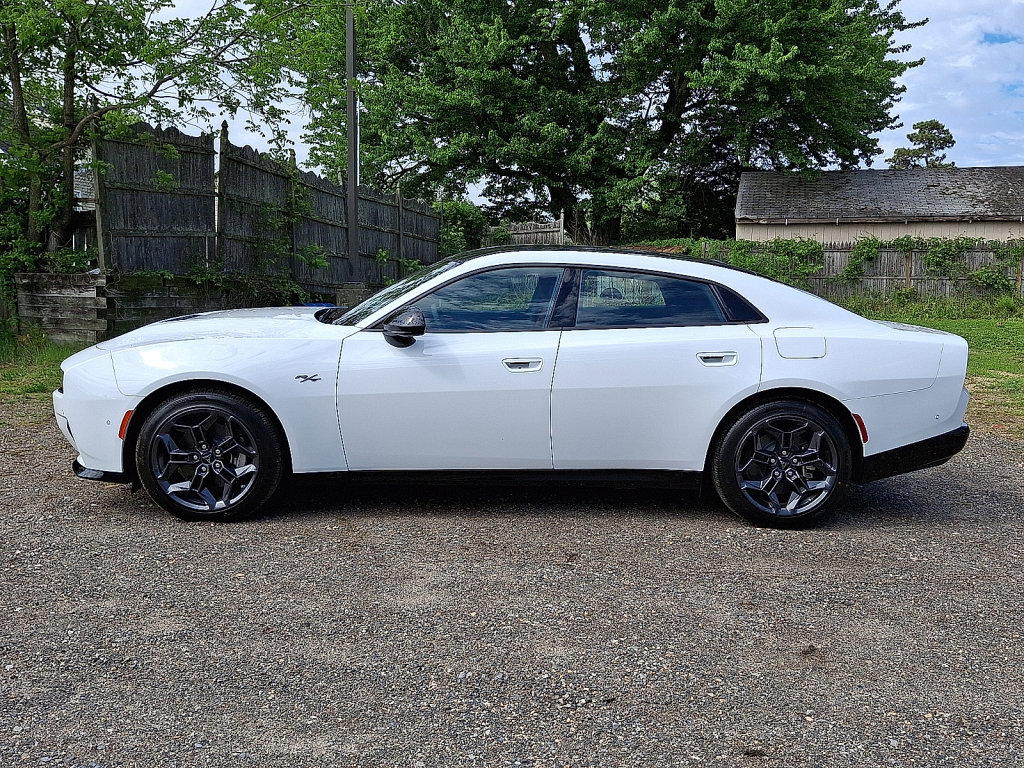 New 2026 Dodge Charger R/T AWD/4WD image 8