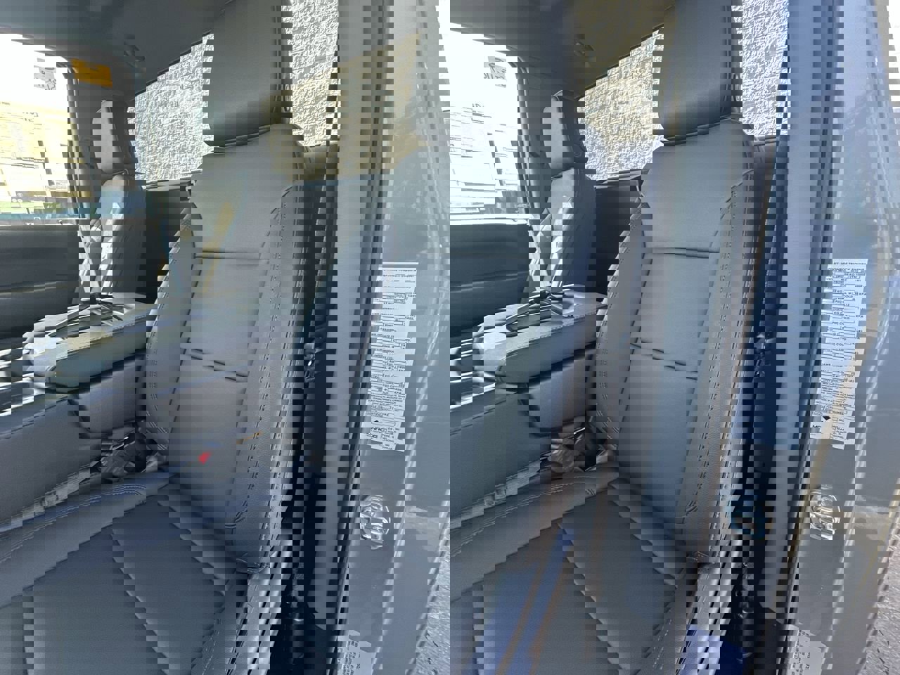 New 2025 GMC Sierra 2500 Pro w/ Convenience Package image 11