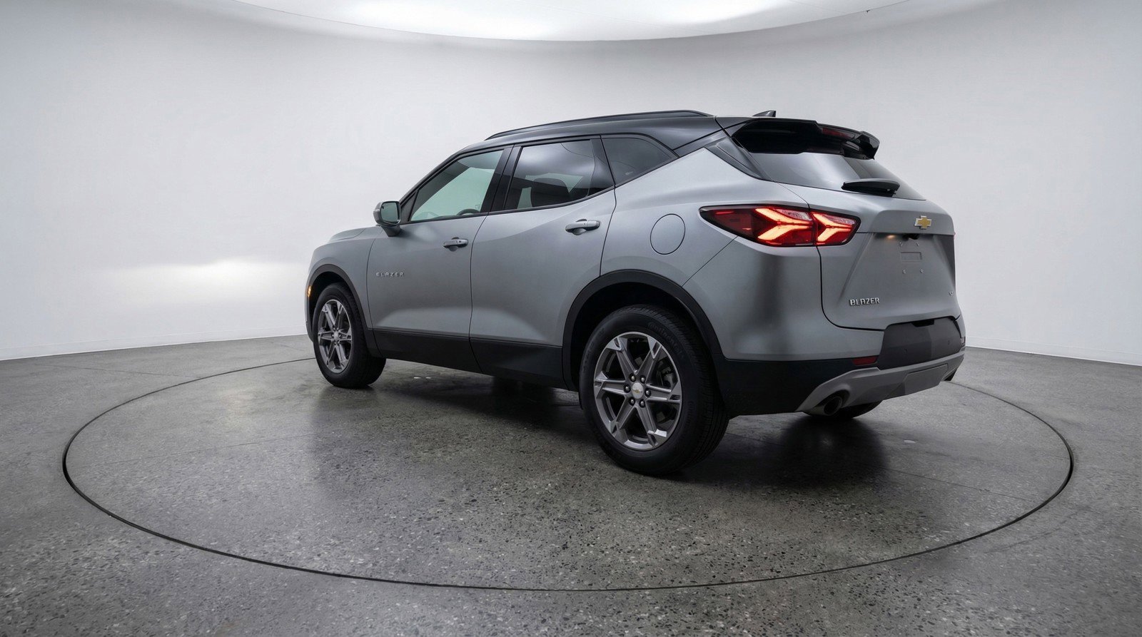 Used 2025 Chevrolet Blazer LT image 6