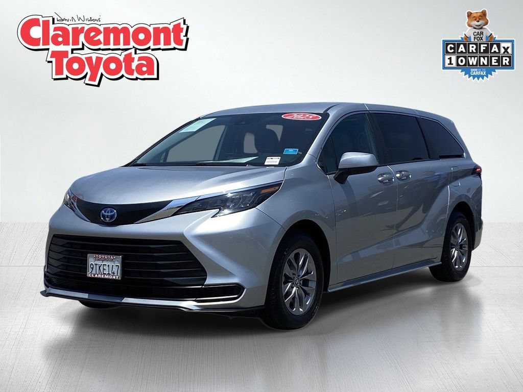 Used 2025 Toyota Sienna LE