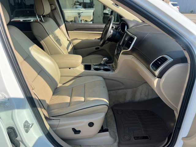 Used 2016 Jeep Grand Cherokee Overland image 22