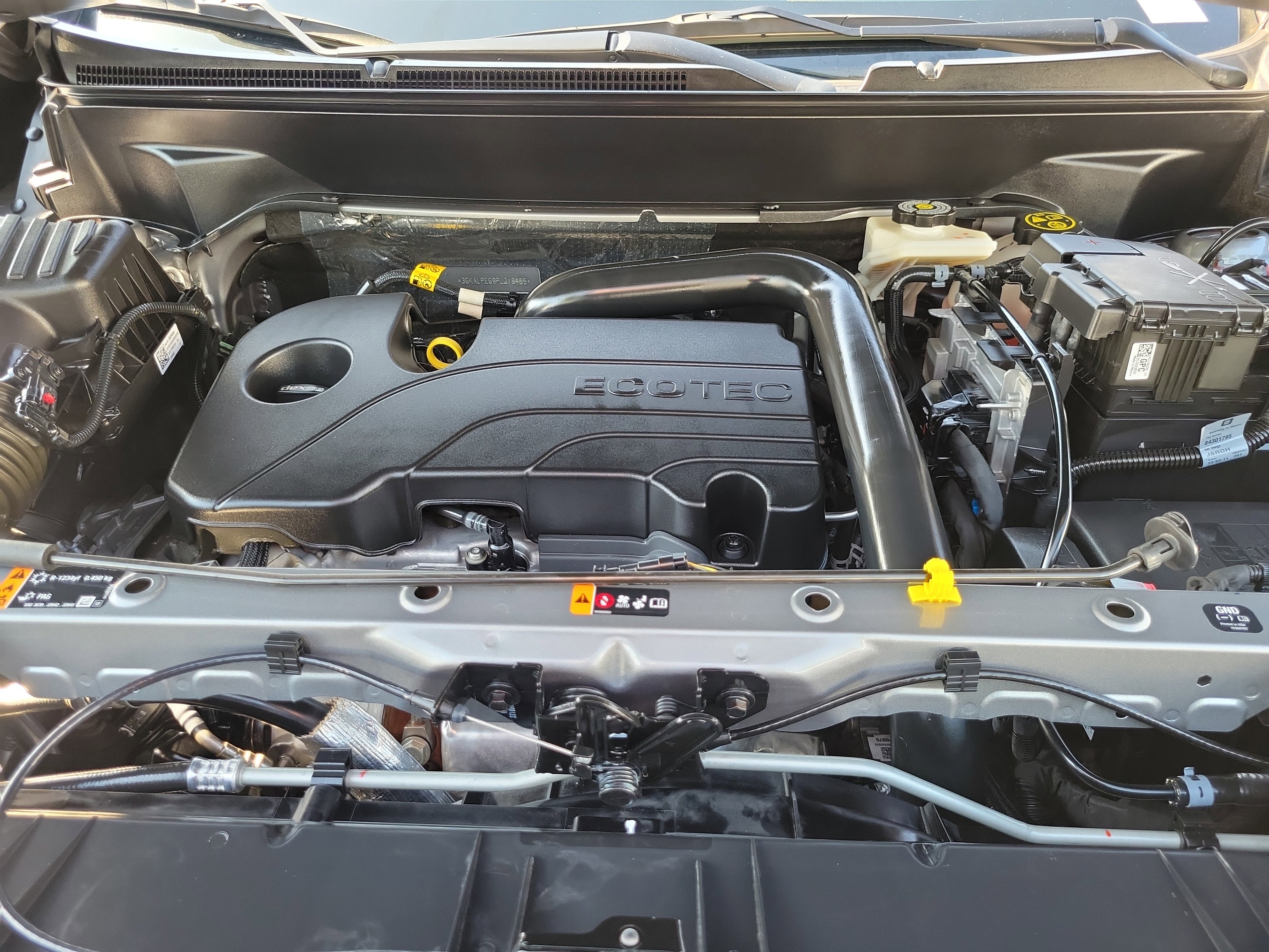 Used 2023 GMC Terrain SLT image 27