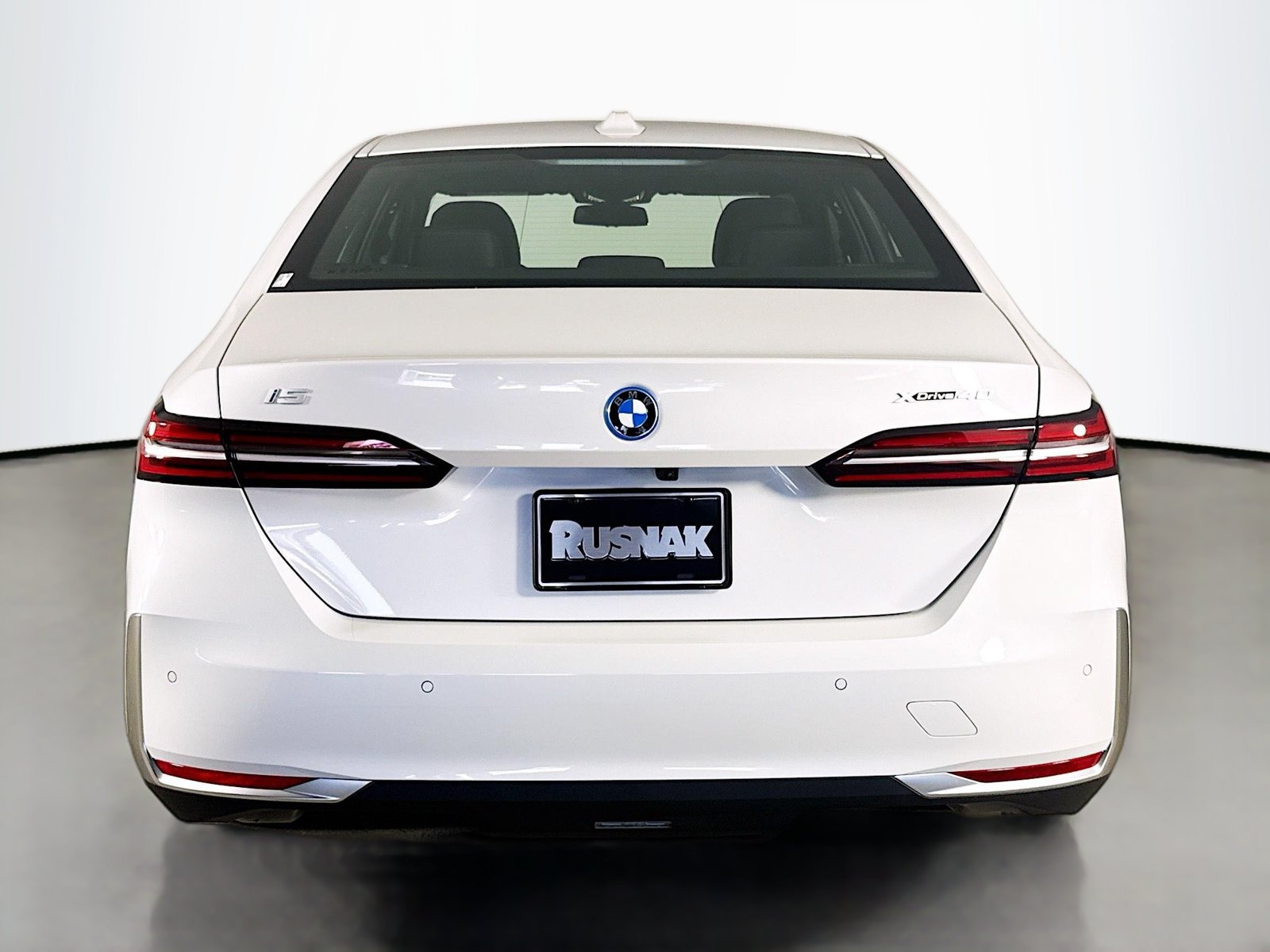 Used 2026 BMW i5 eDrive40 AWD/4WD image 6