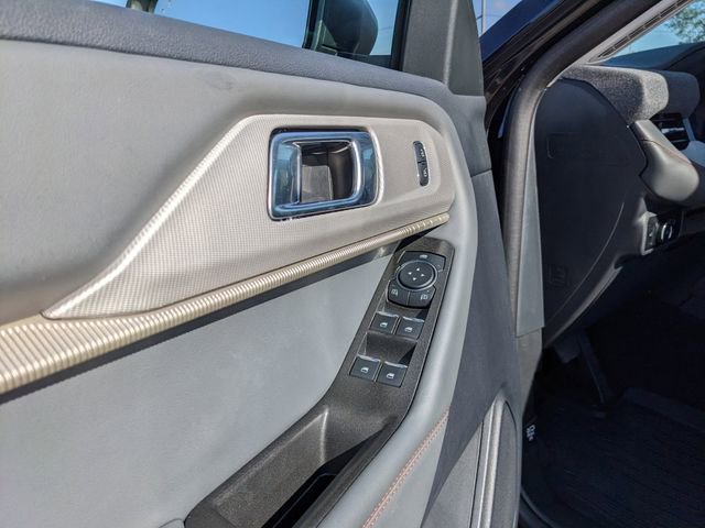 Used 2025 Ford Explorer Active w/ Active Comfort Package AWD/4WD image 22