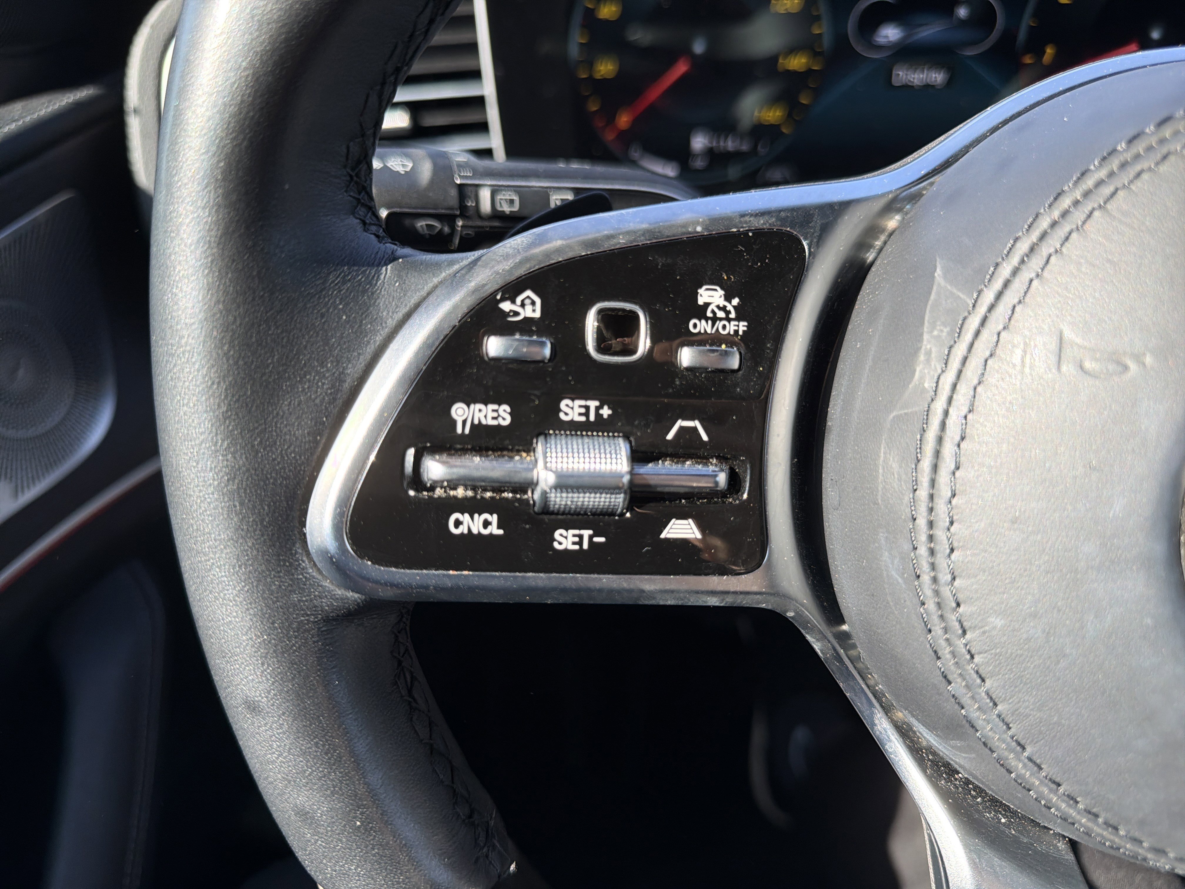 Used 2023 Mercedes-Benz GLS 580 4MATIC image 19