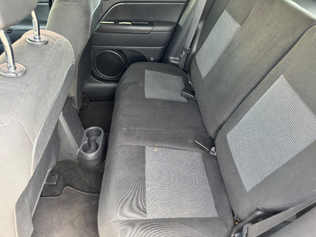 Used 2016 Jeep Patriot Sport w/ Power Value Group FWD image 14