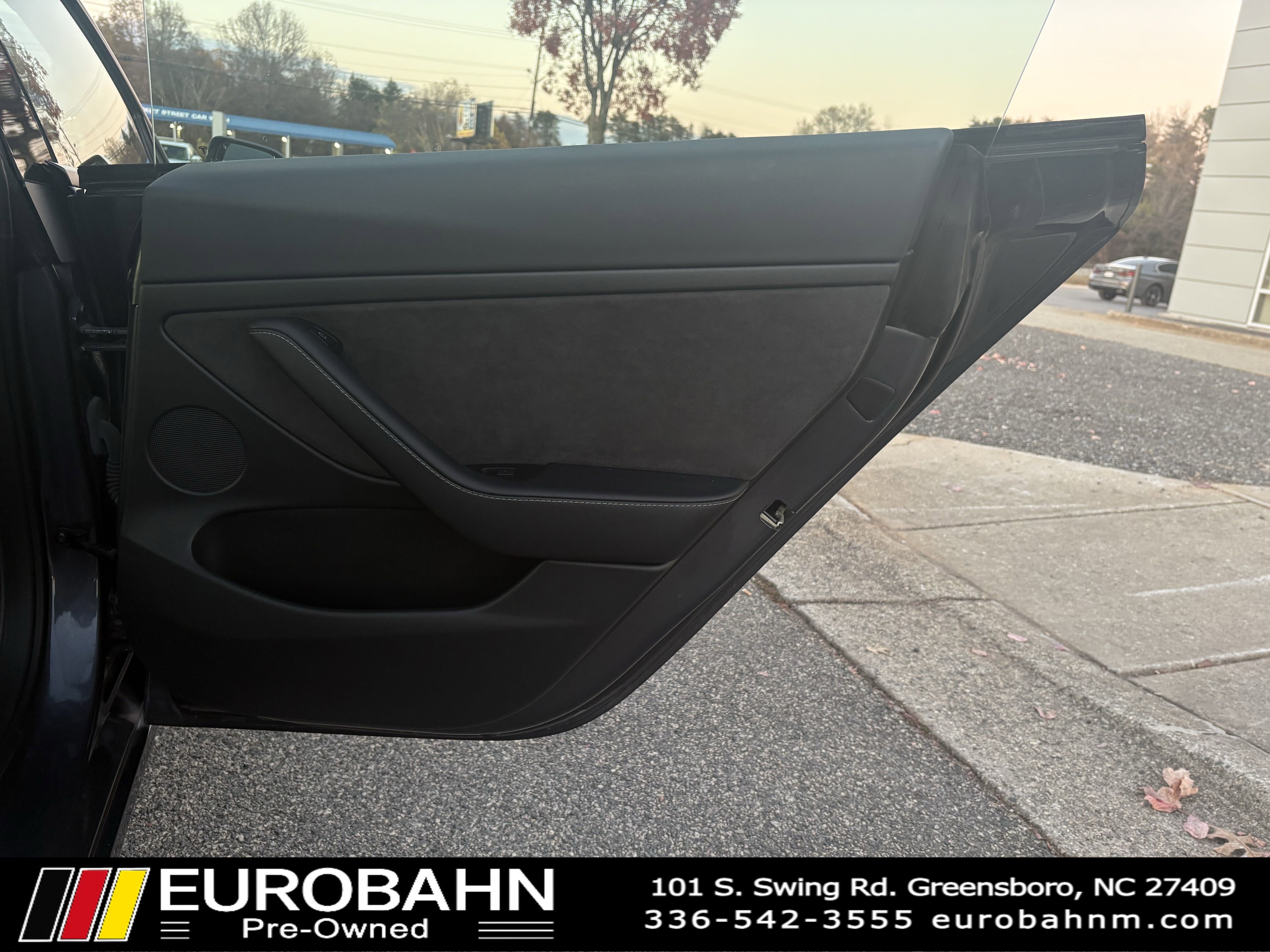 Used 2023 Tesla Model 3 Standard Range image 13