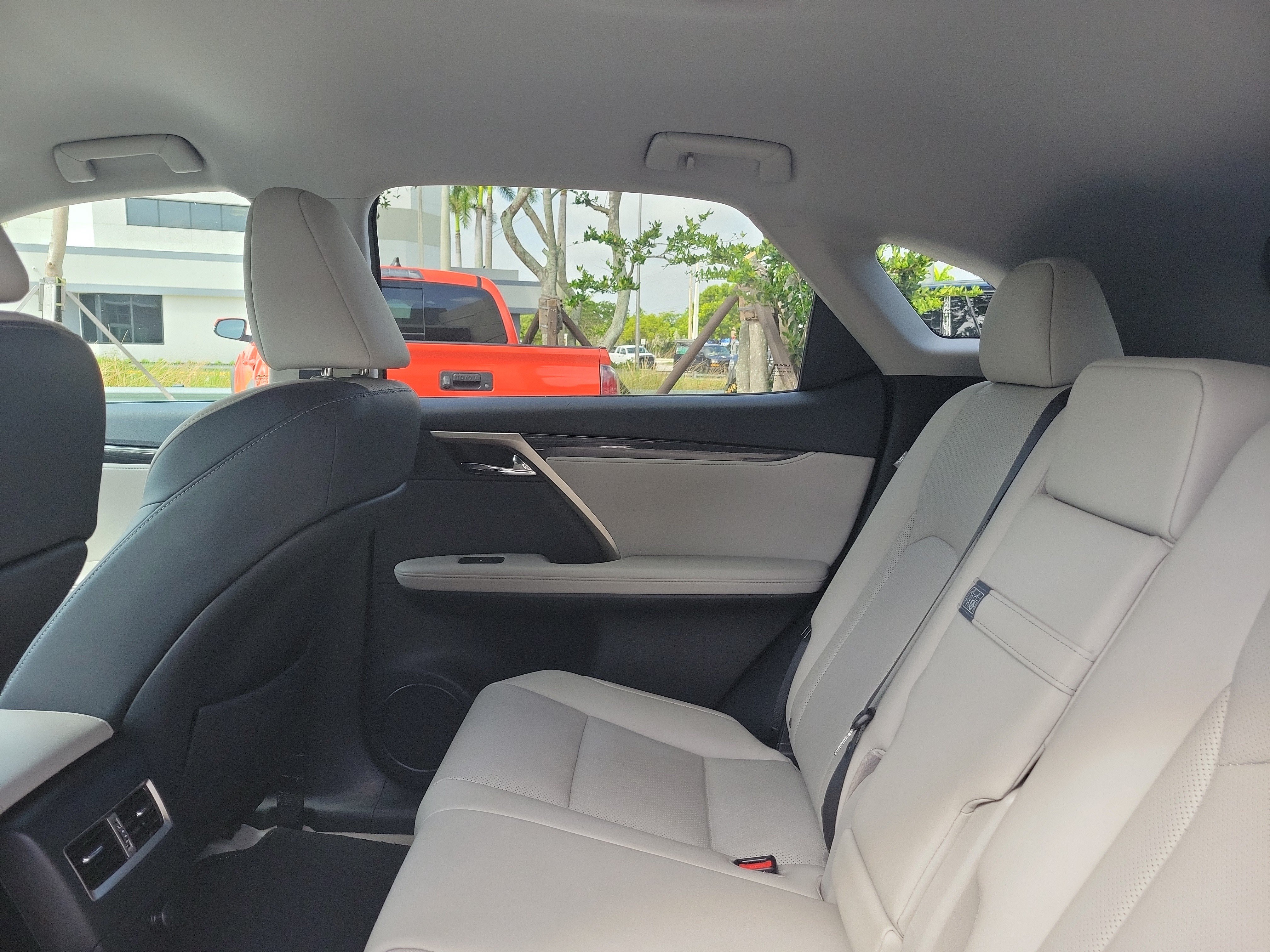 Used 2019 Lexus RX 350 FWD w/ Accessory Package image 13