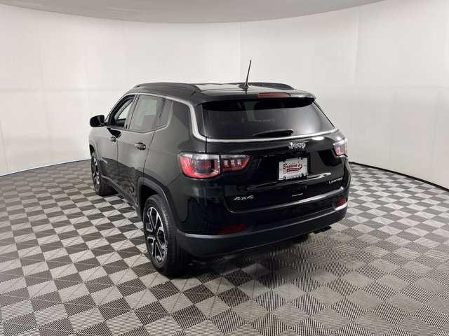 Used 2022 Jeep Compass Limited AWD/4WD image 5