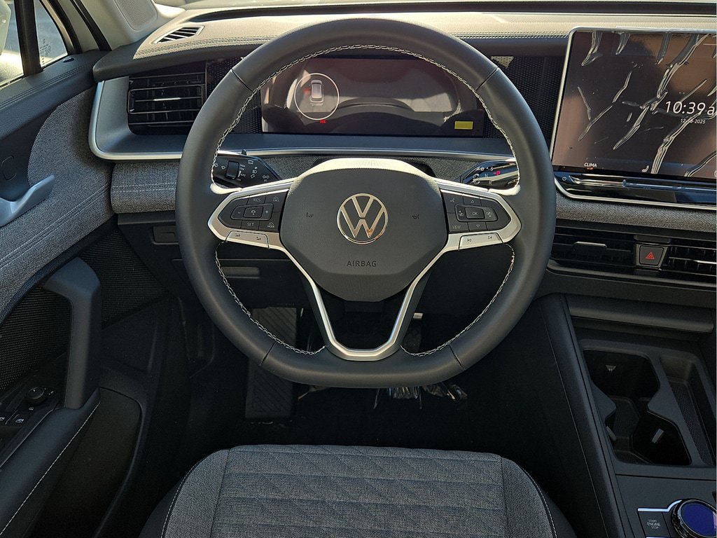 New 2026 Volkswagen Tiguan S FWD image 14