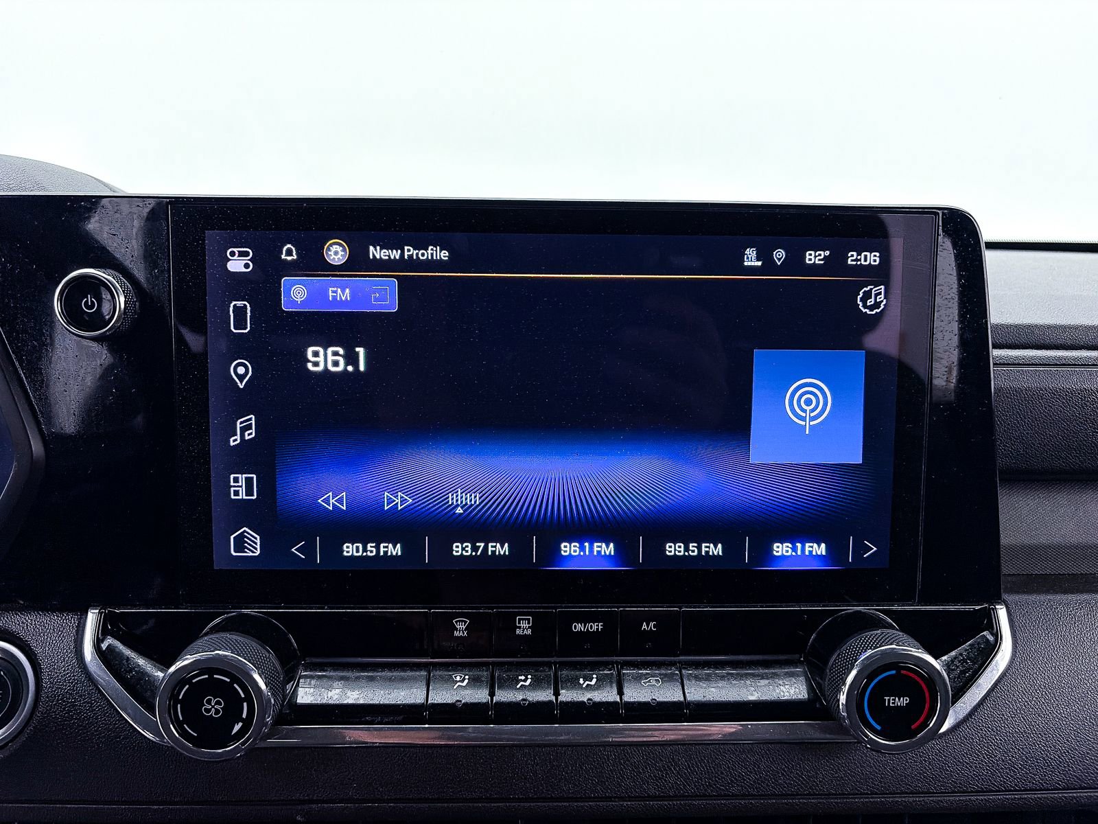 Used 2024 Chevrolet Colorado W/T w/ Advanced Trailering Package image 21