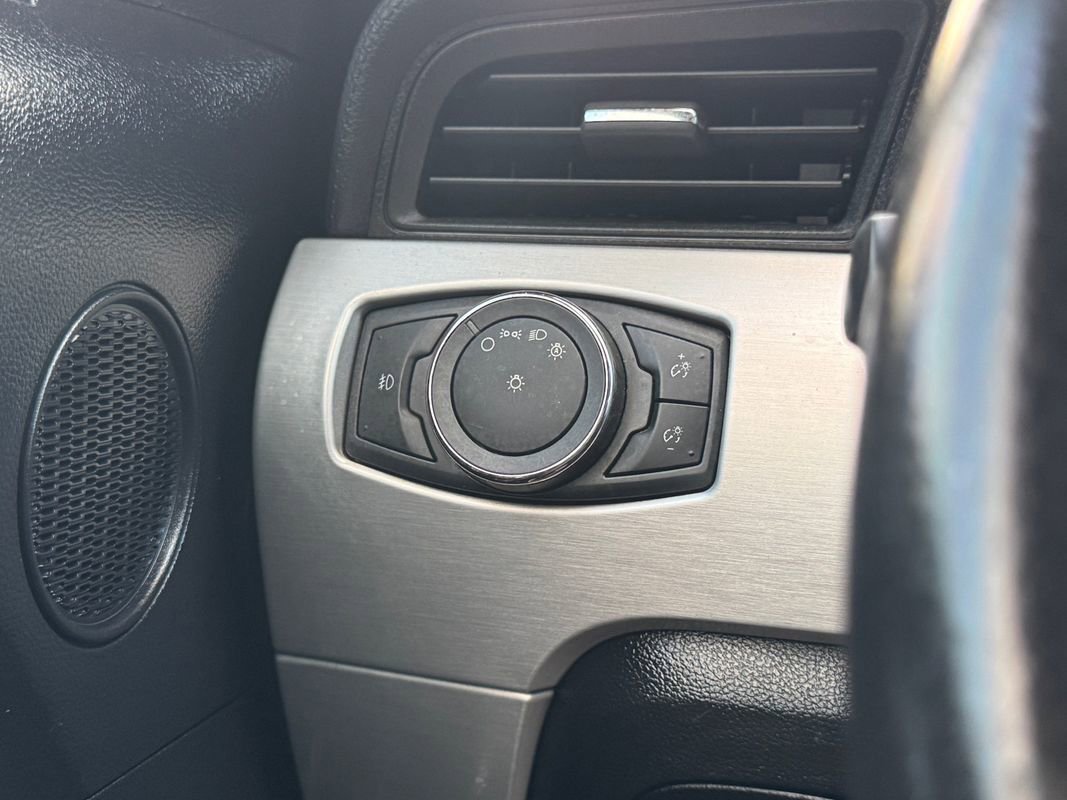 Used 2016 Ford Mustang GT Premium image 18