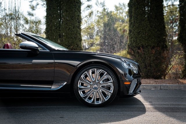 Used 2021 Bentley Continental GT Mulliner image 15