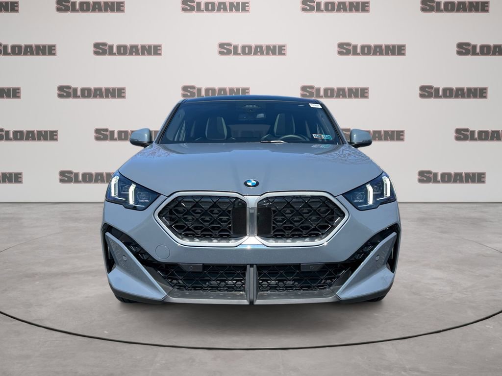 Certified 2025 BMW X2 xDrive28i image 8
