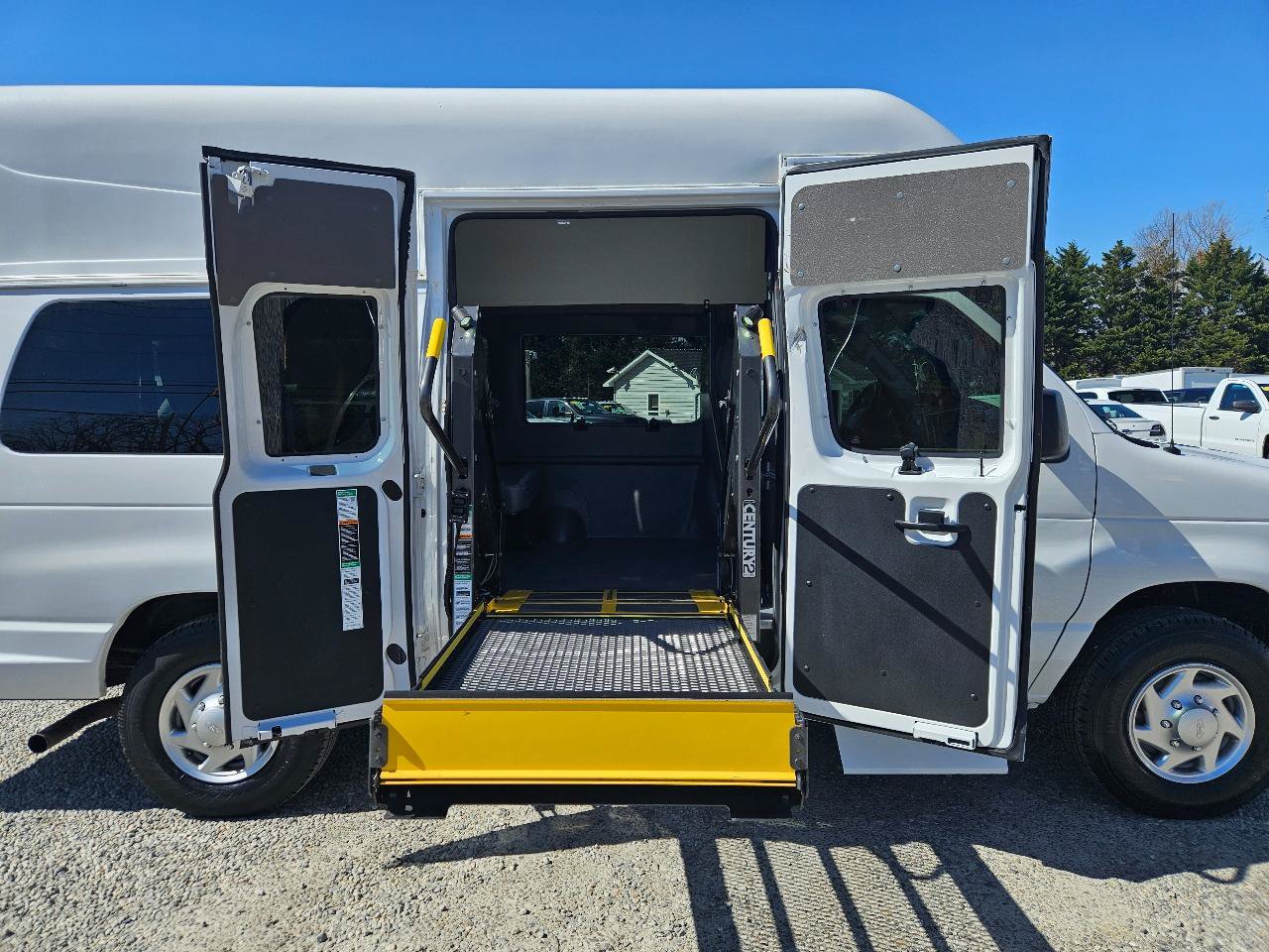 Used 2013 Ford E-350 and Econoline 350 Extended Super Duty w/ PWR Group RWD image 20
