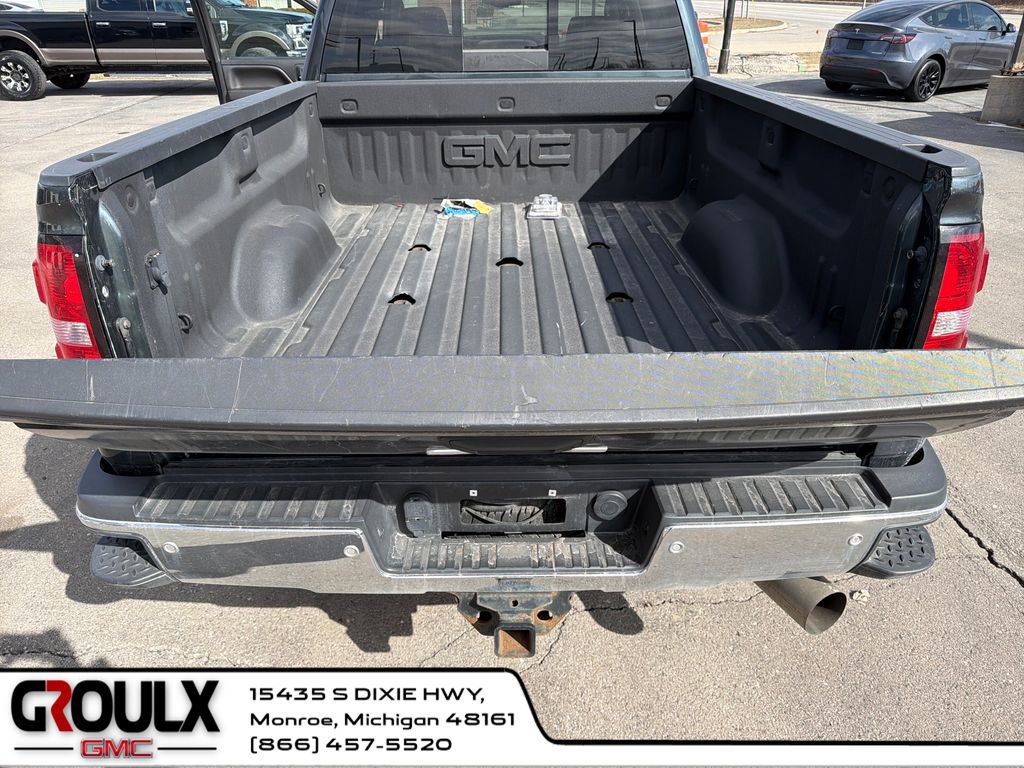Used 2017 GMC Sierra 2500 SLE w/ SLE Preferred Package image 22