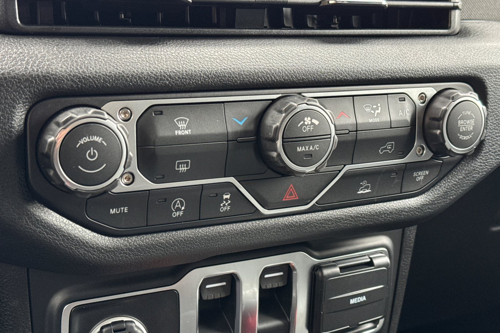 New 2026 Jeep Wrangler Sport AWD/4WD image 19