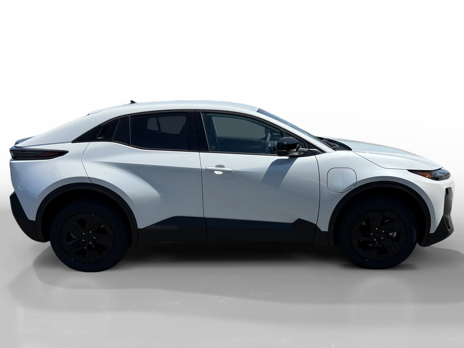 New 2026 Subaru Uncharted Premium FWD image 6