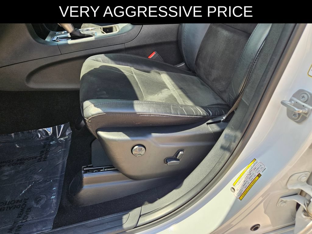Used 2020 Jeep Grand Cherokee Altitude AWD/4WD image 18