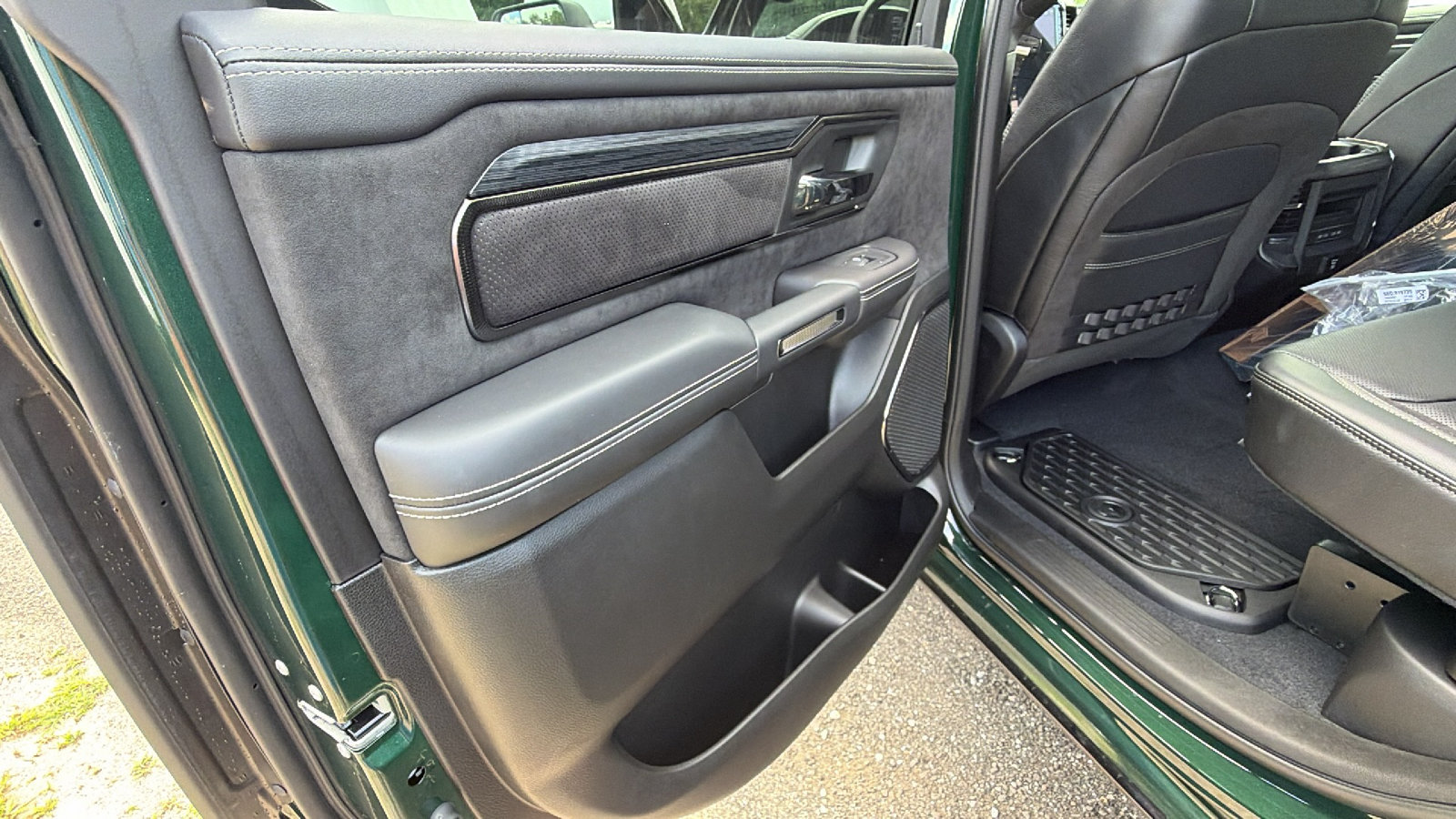 New 2026 RAM 1500 RHO AWD/4WD image 18