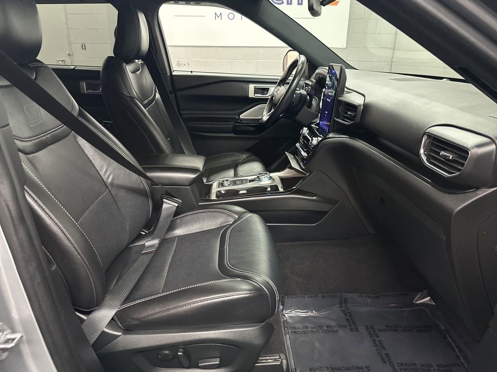 Used 2022 Ford Explorer ST w/ Equipment Group 401A image 19
