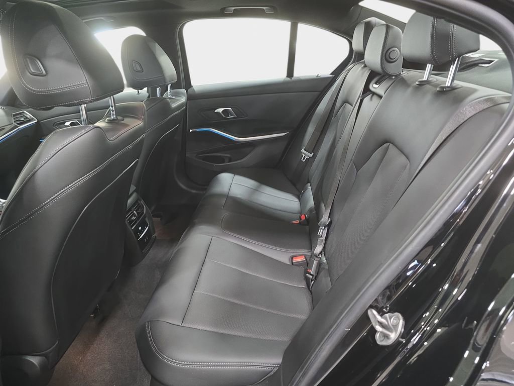 Certified 2024 BMW 330i Sedan w/ Convenience Package image 10